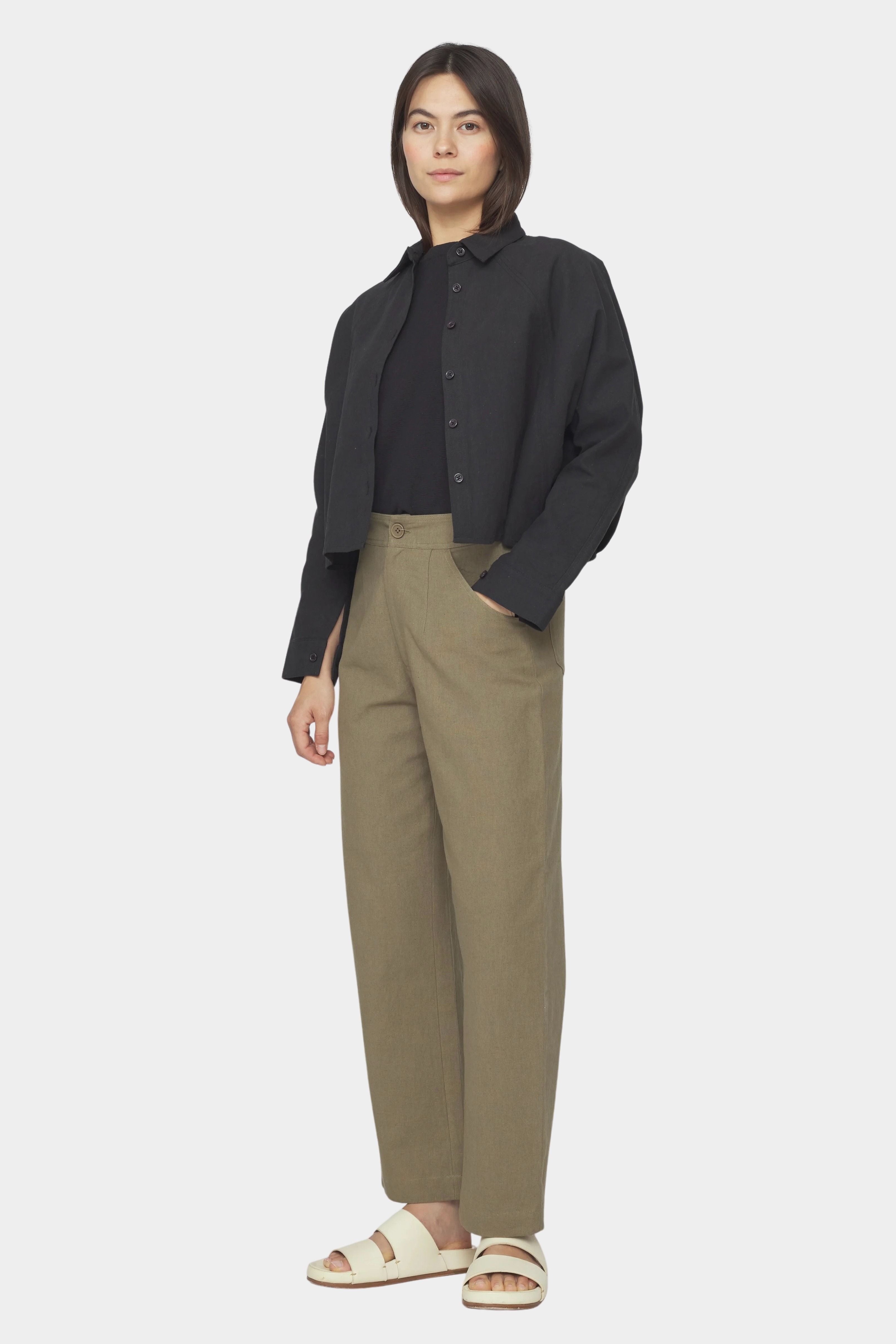 7115 by Szeki Signature 3/4 Cropped Shirt Jacket Canvas Edition Black relaxed fit front view