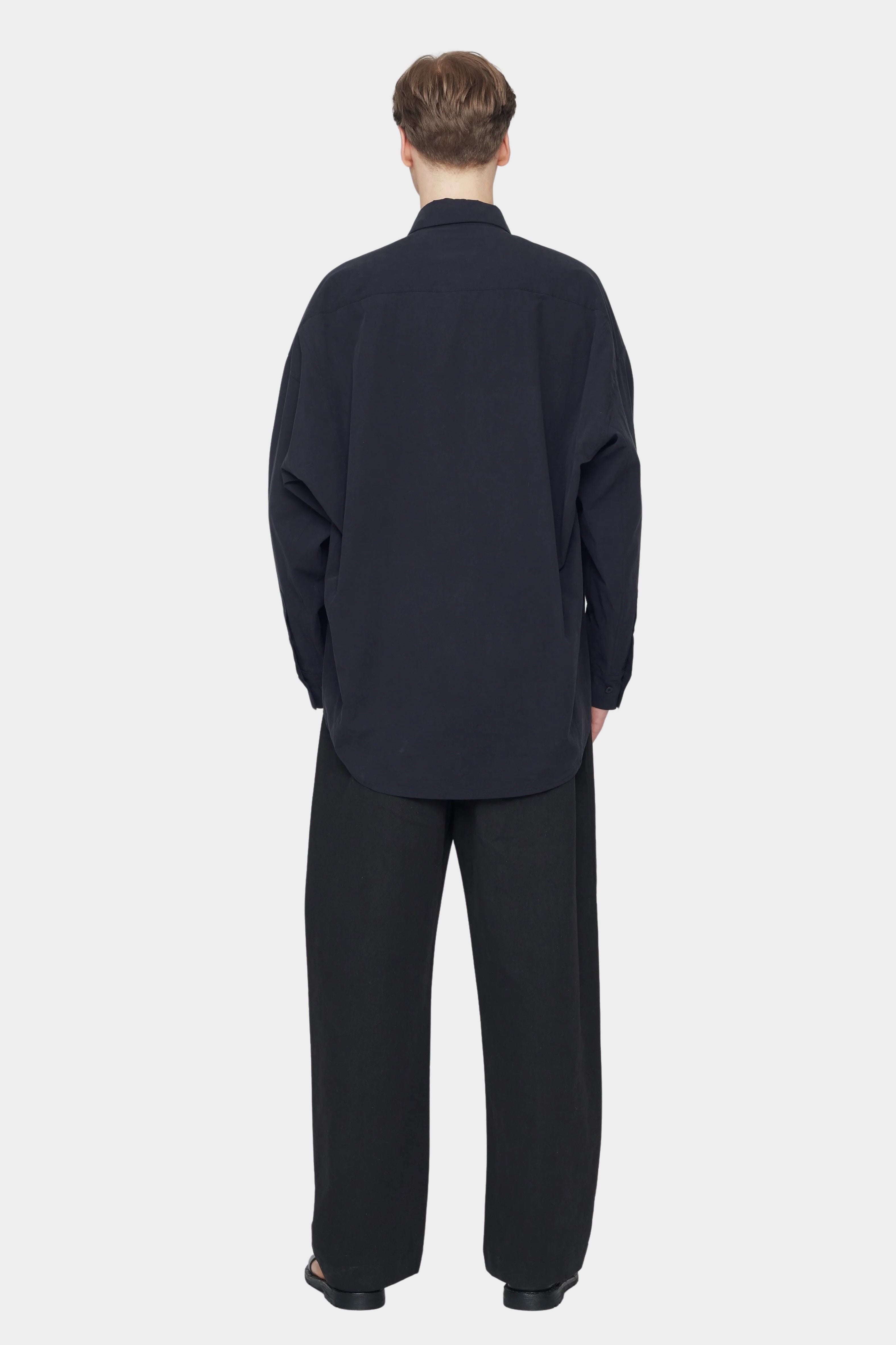 7115 by Szeki Signature Curve Legged Trouser Canvas Edition black trousers back view
