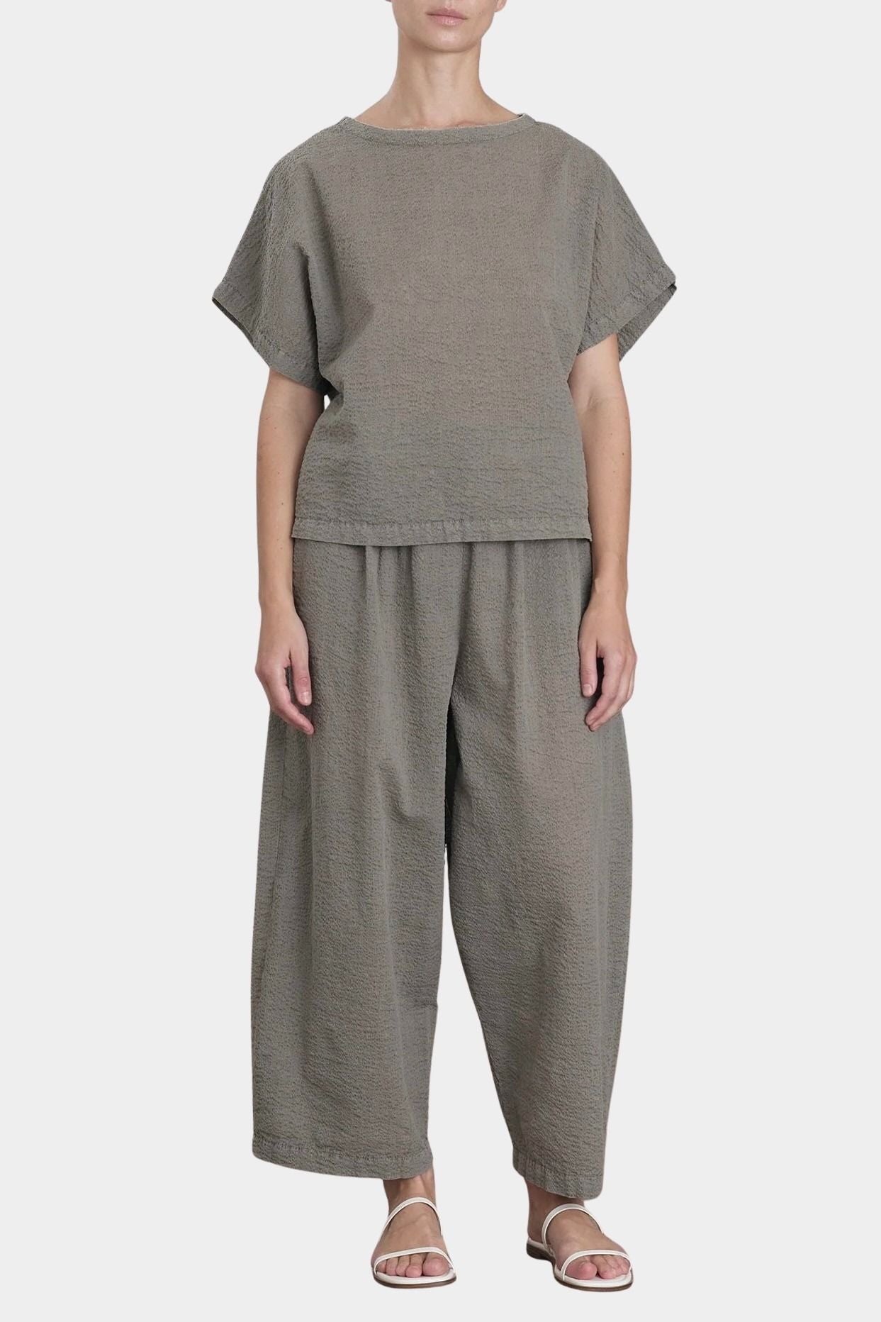 Black Crane boxed top p grey matching set relaxed fit top and wide pants