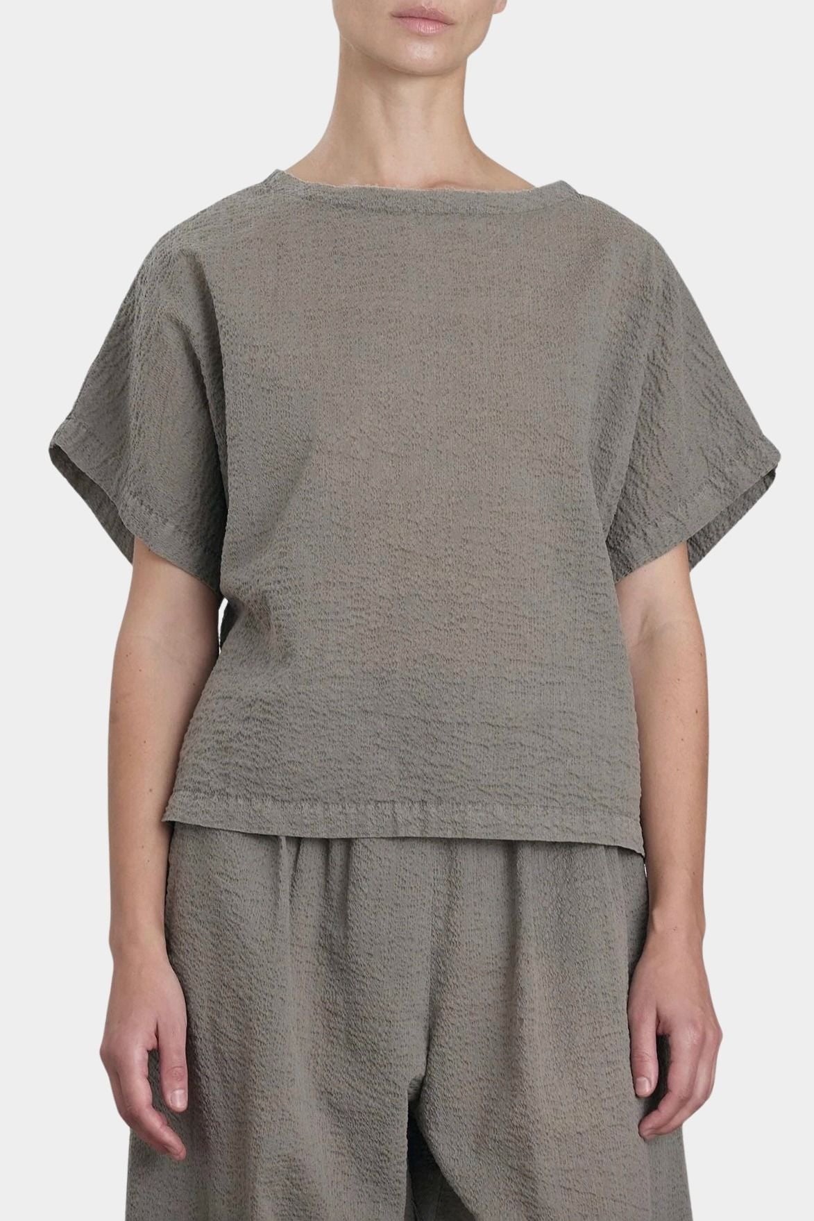 Black Crane boxed top p grey boxy cotton top cropped silhouette front view