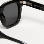 Chimi - 04 Sunglasses - Black - Sunglasses - YUCCA, Artistic sunglasses for women, minimalist sunglasses, shop local Denver.