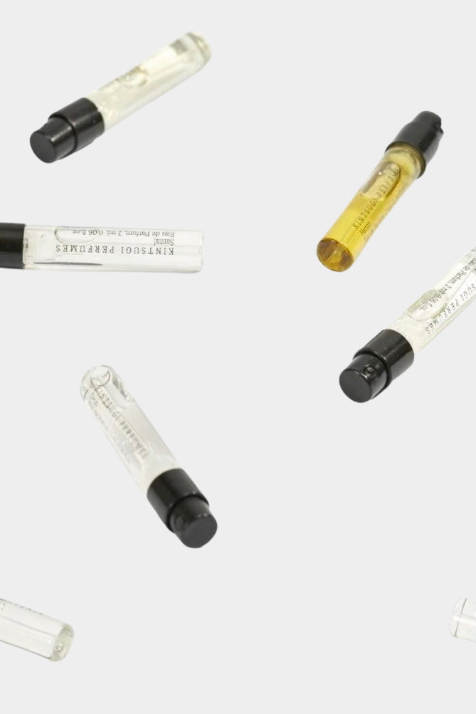 Kintsugi Perfumes Discovery Set with multiple glass sample vials