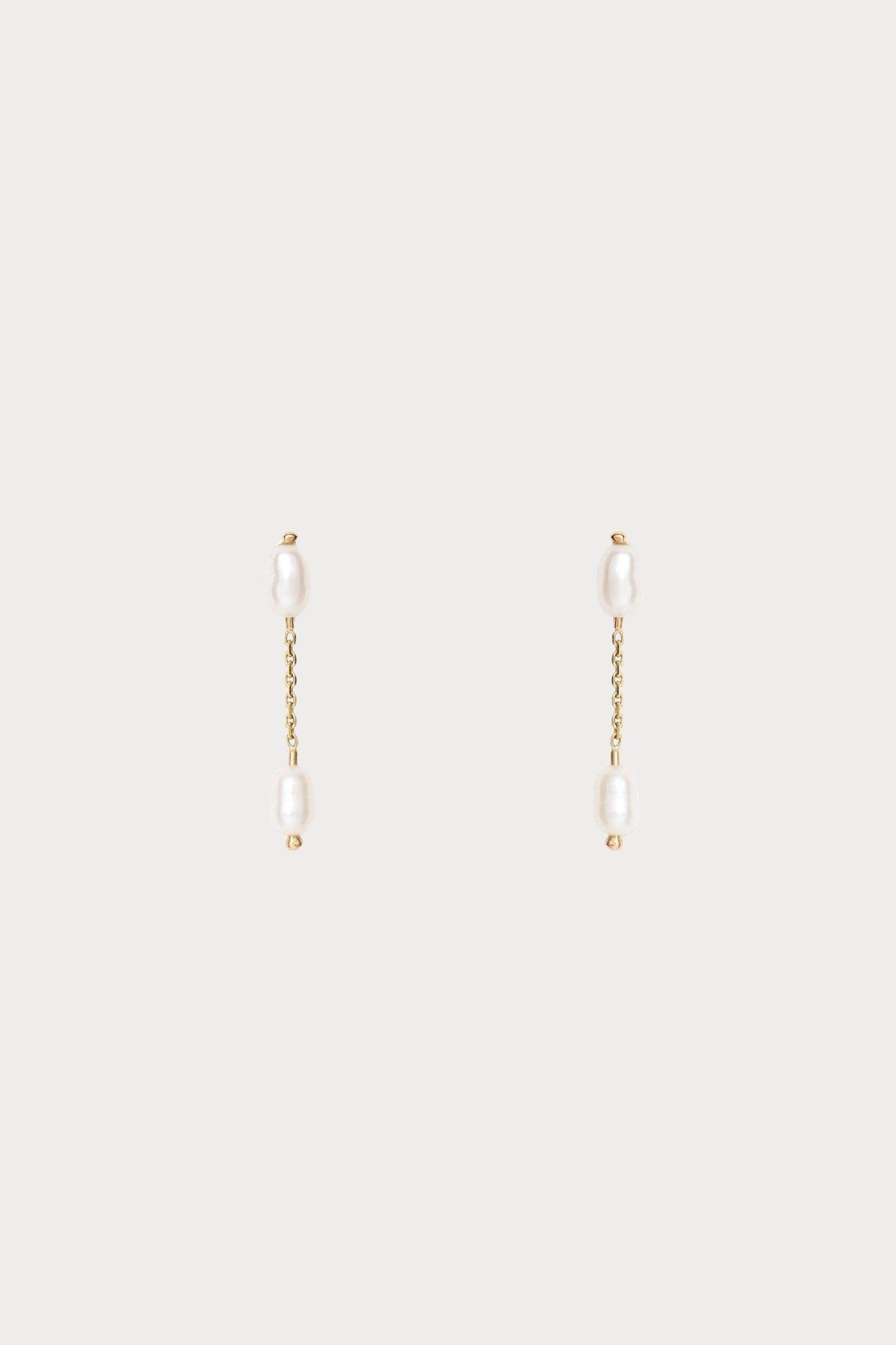 WWAKE - Short Pearl Shower Earring - Earrings - YUCCA, Artistic jewelry for women, boutique near me.